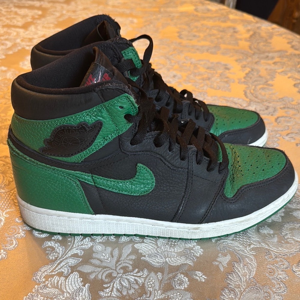 Air Jordan Retro High Pine Green 2.0